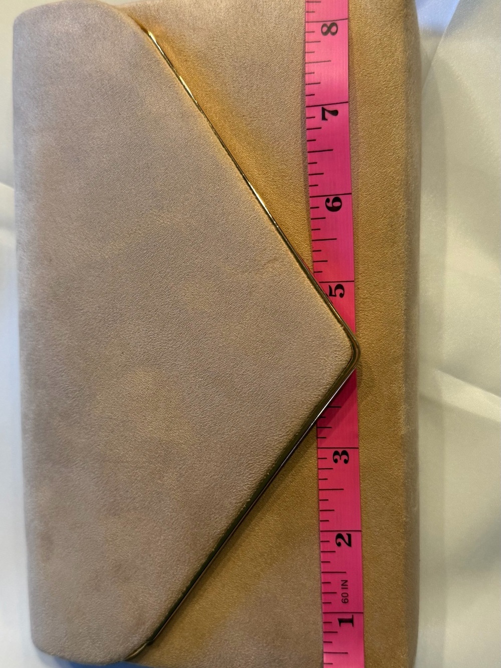 Charming Tailor Blush Nude Velvet Envelope Clutch Gold Chain Evening Bag - Picture 6 of 7